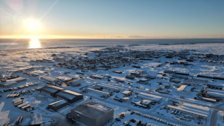 Read more about the article 60 bein störf og 50 afleidd störf